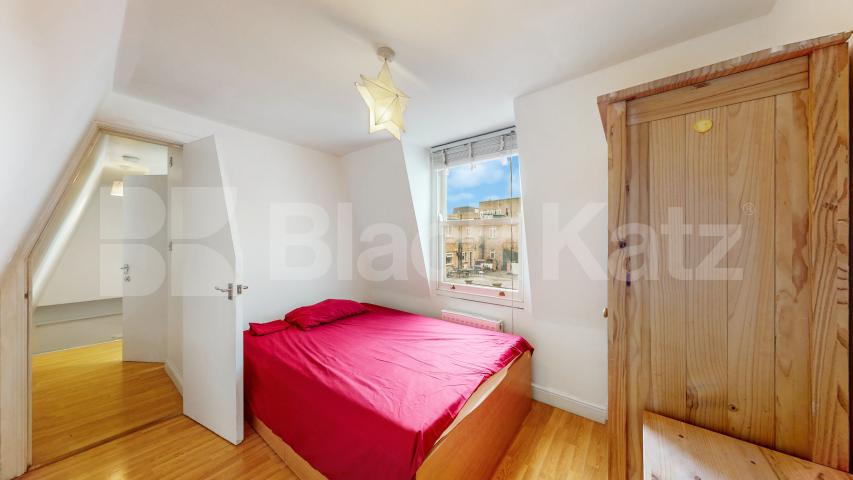 Bright & Spacious 2-Bed Flat to Rent – Minutes from Camden Town Station Camden High Street, Camden